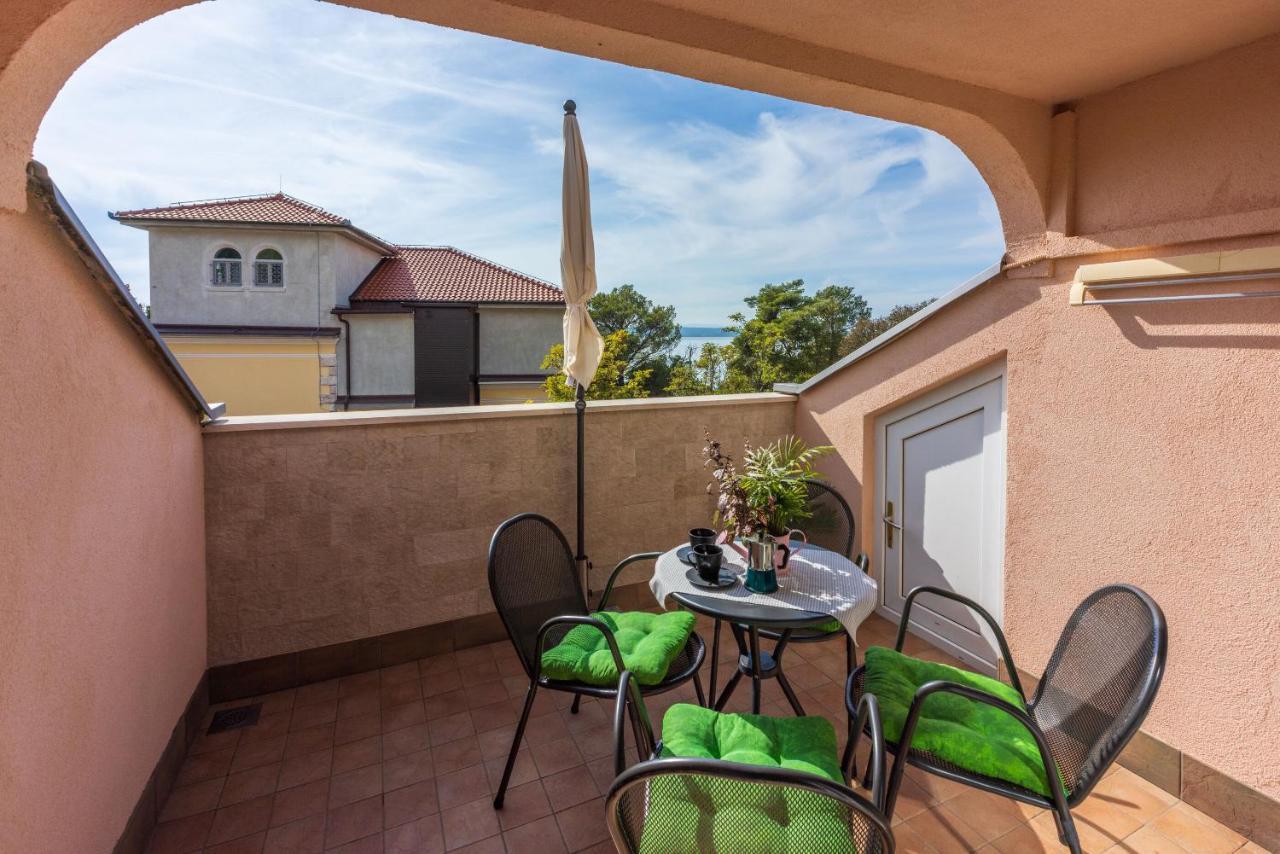 Apartment Riky Crikvenica Ngoại thất bức ảnh