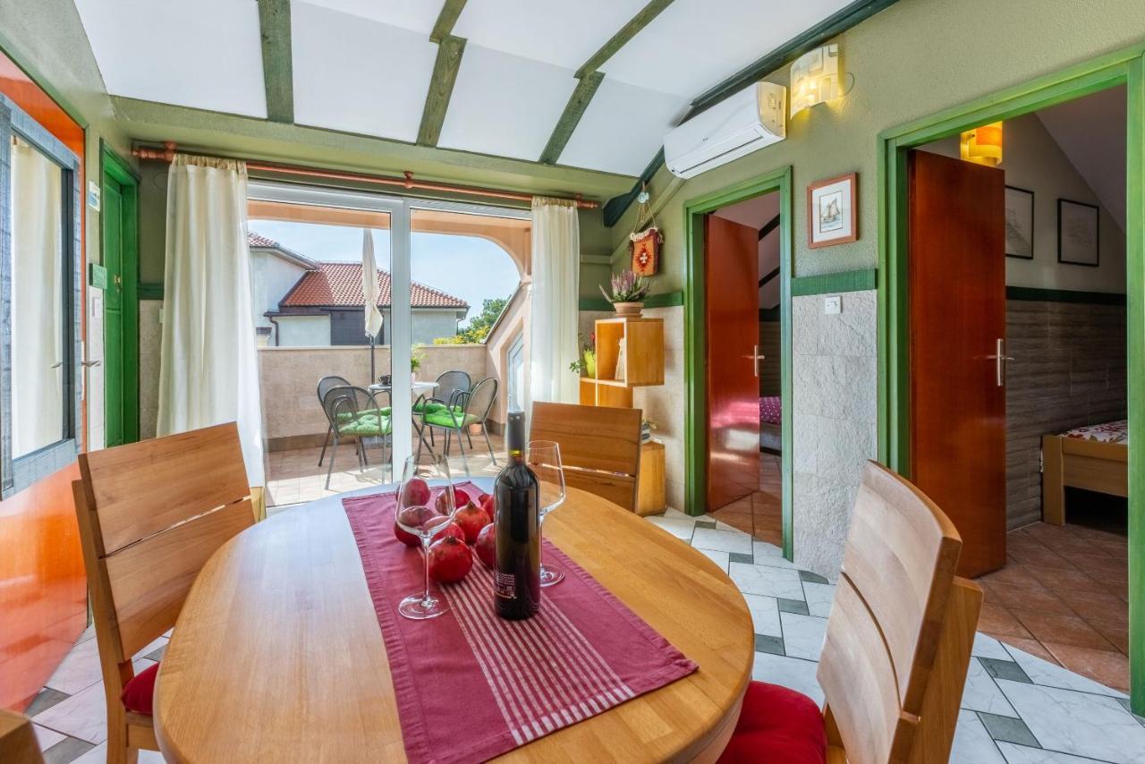 Apartment Riky Crikvenica Ngoại thất bức ảnh